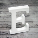 Dřevěné písmeno E, 8cm